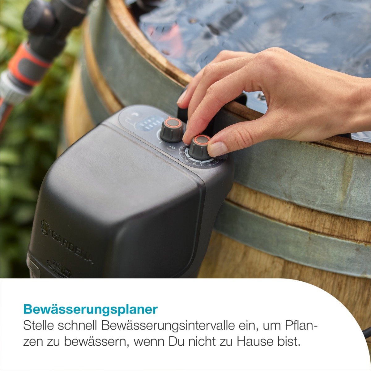 GARDENA 14605-20 Akku-Regenfasspumpe 2400 ComfortAutomatic 18V P4A Ready-To-Use Set