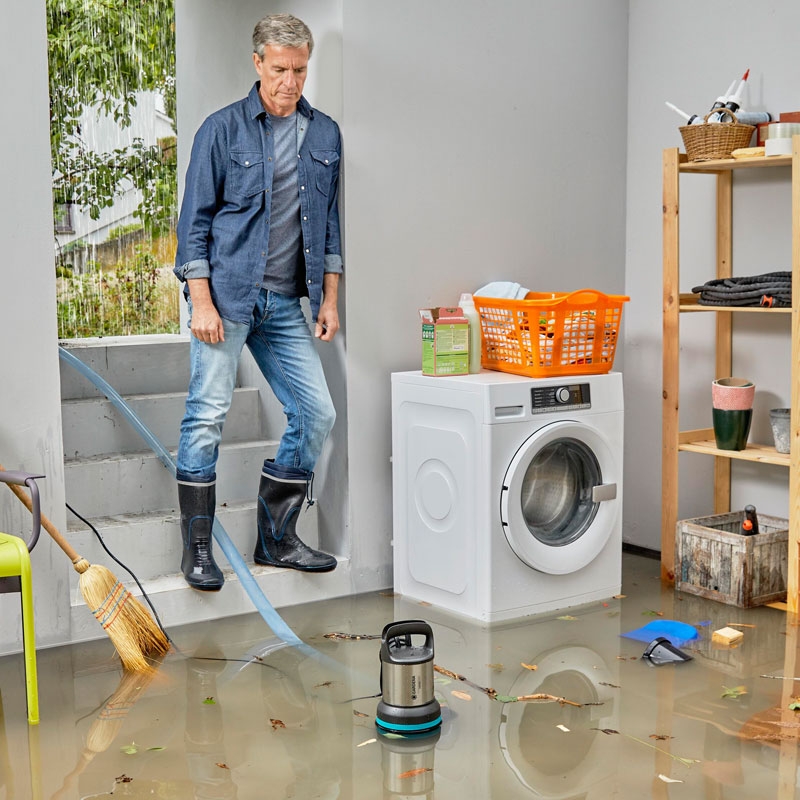 GARDENA 09044-20 Schmutzwasser-Tauchpumpe 20000 aquasensor