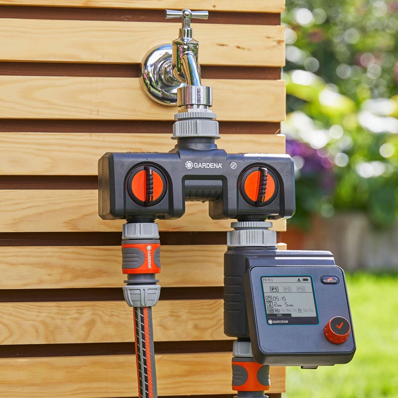 GARDENA 01893-34 Bewässerungssteuerung Select & 2-Wege-Verteiler - Aktion