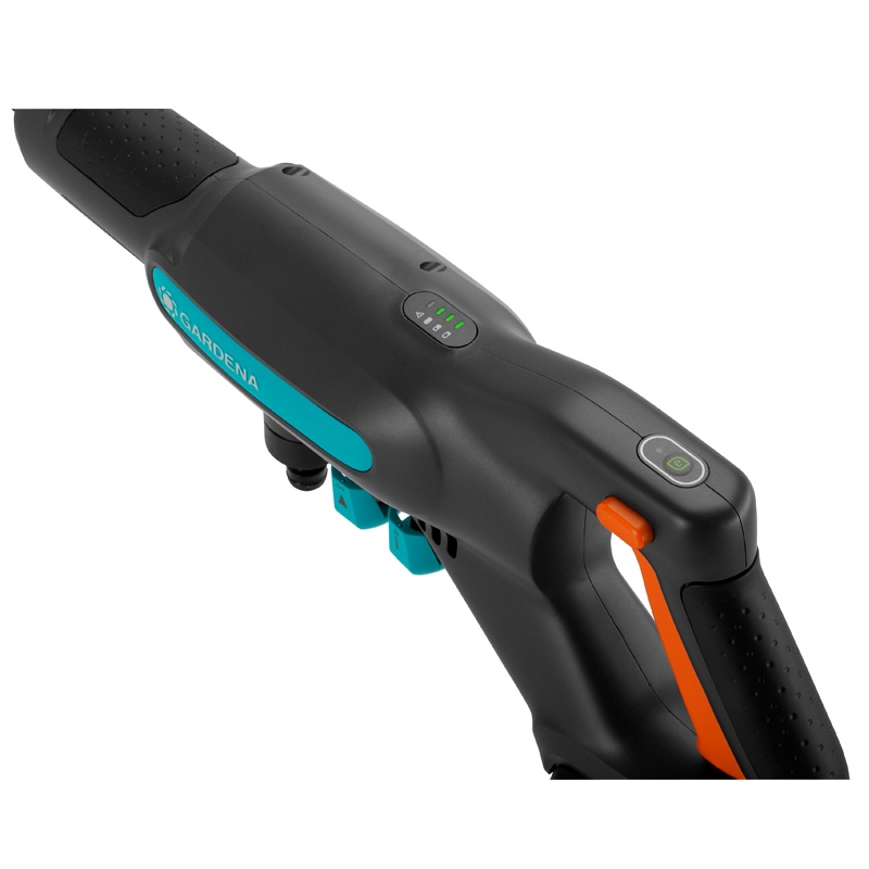 GARDENA 14800-20 Akku-Mitteldruckreiniger AquaClean 24/18V P4A Ready-To-Use Set