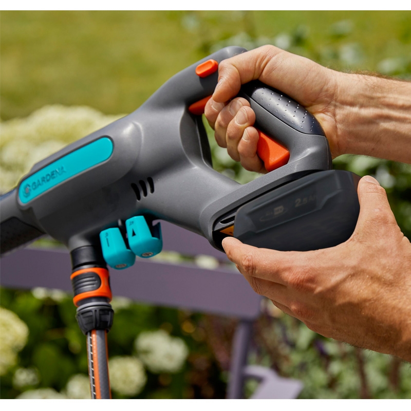 GARDENA 14800-32 Akku-Mitteldruckreinger AquaClean 24/18V P4A Ready-To-Use Set - Aktion