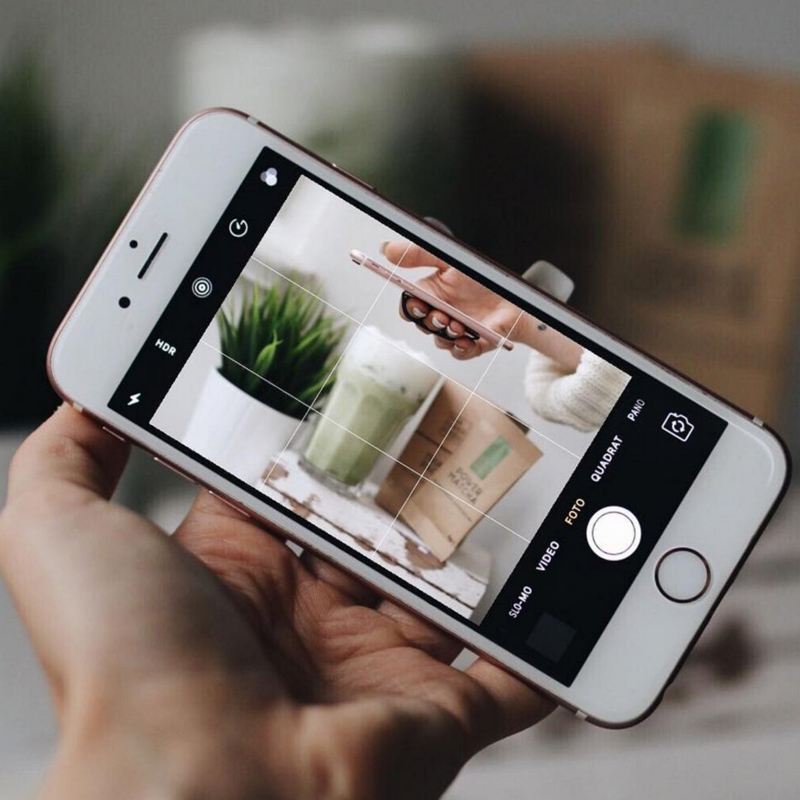 Happy Strappy Smartphone Fingerhalter weiss