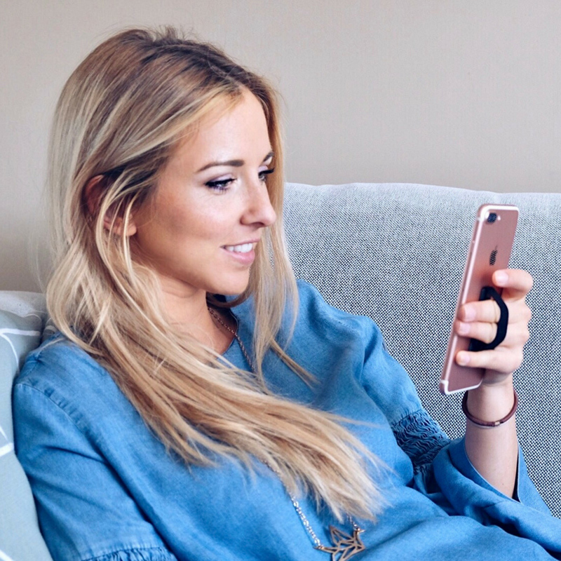 Happy Strappy Smartphone Fingerhalter ganz rosegold