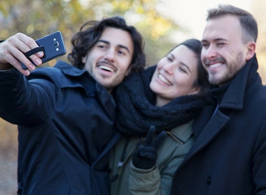 Happy Strappy Smartphone Fingerhalter weiss