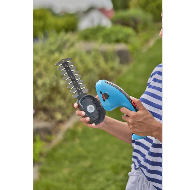 GARDENA 09885-20 Set Akku-Gras- und Strauchschere ClassicCut Li