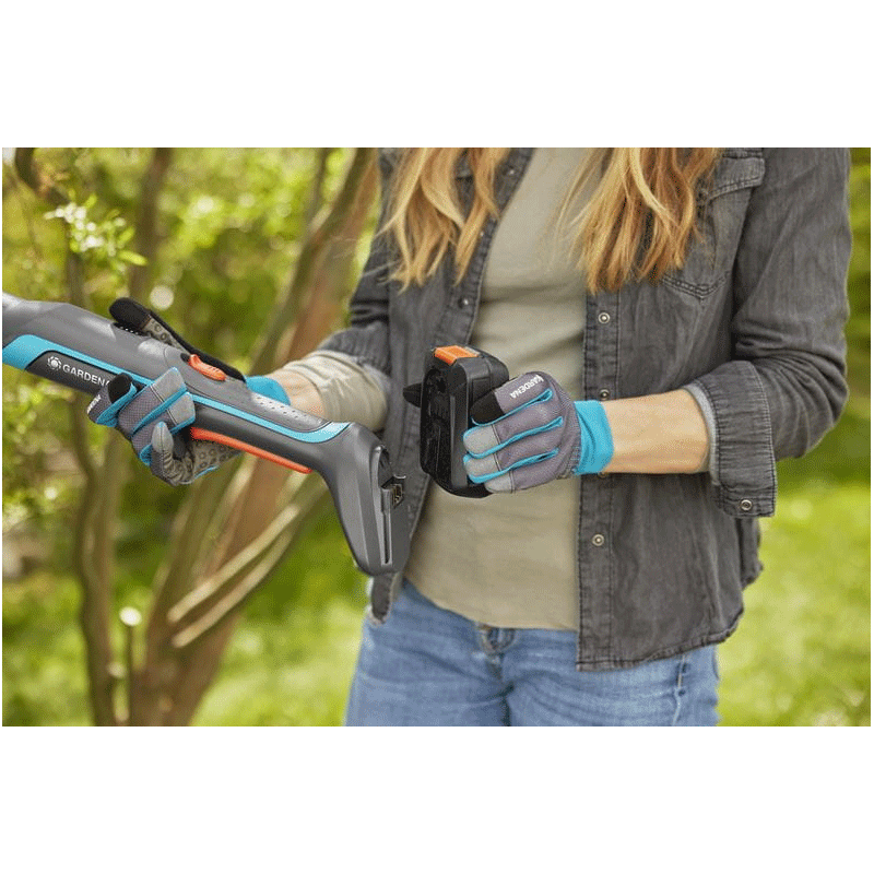 GARDENA 14772-20 Akku-Baumschere EasyCut 110/18V P4A Ready-To-Use Set