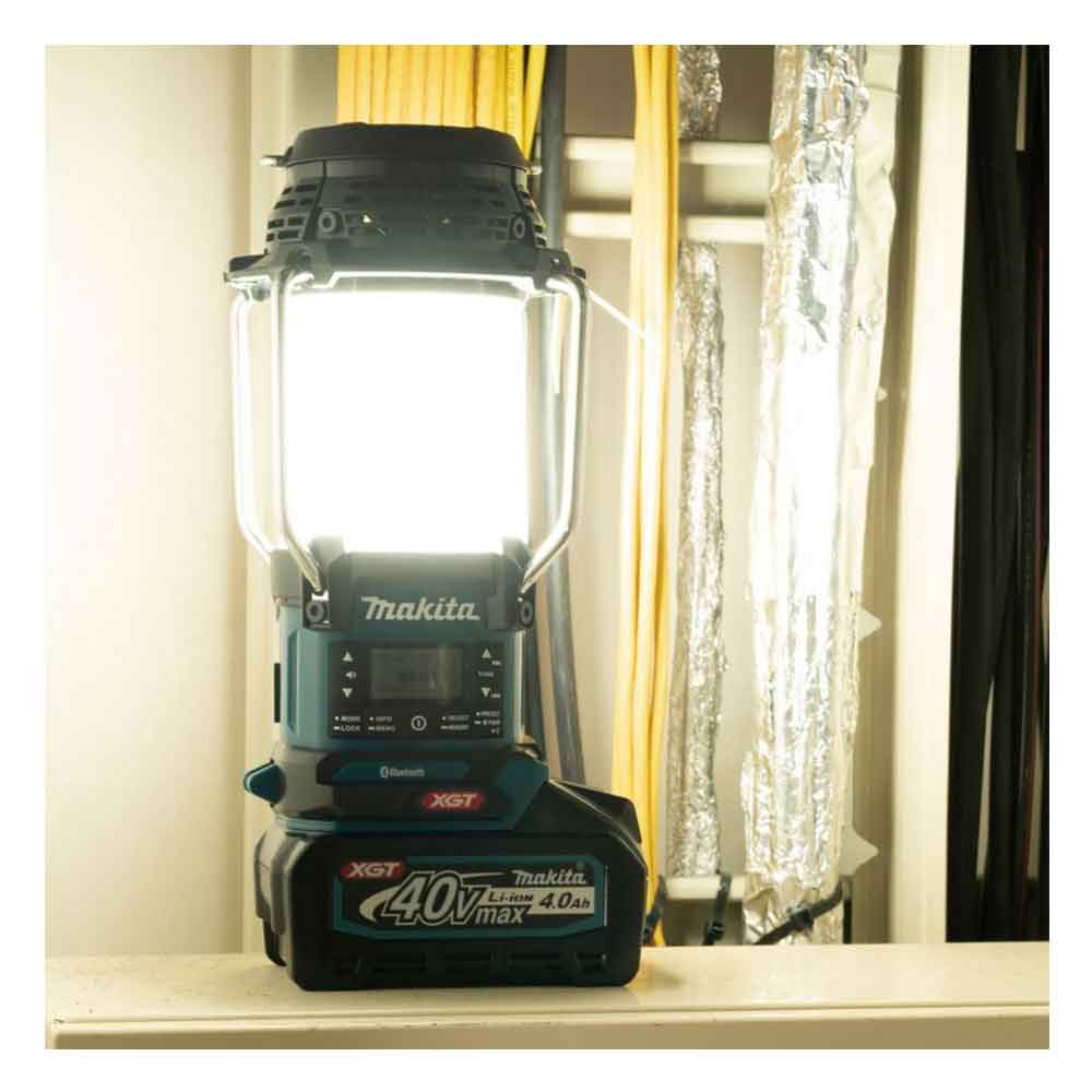 Makita MR009GZ Akku-Radio mit Laterne 40V
