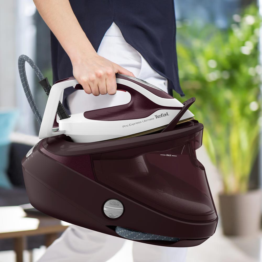 Tefal GV9721 Pro Express Ultimate II Dampfbügelstation (3000 Watt, 7,9 bar)