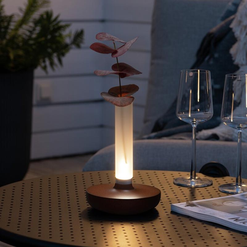 Konstsmide Biarritz USB-Tischleuchte rost, 1800/2700/4000K, dimmbar