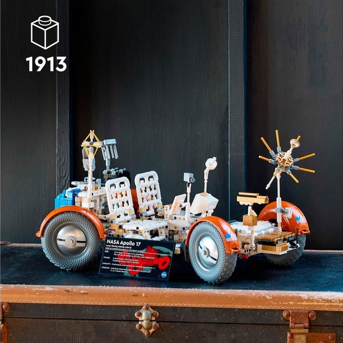 LEGO Technic - NASA Apollo Lunar Roving Vehicle (LRV) (42182)