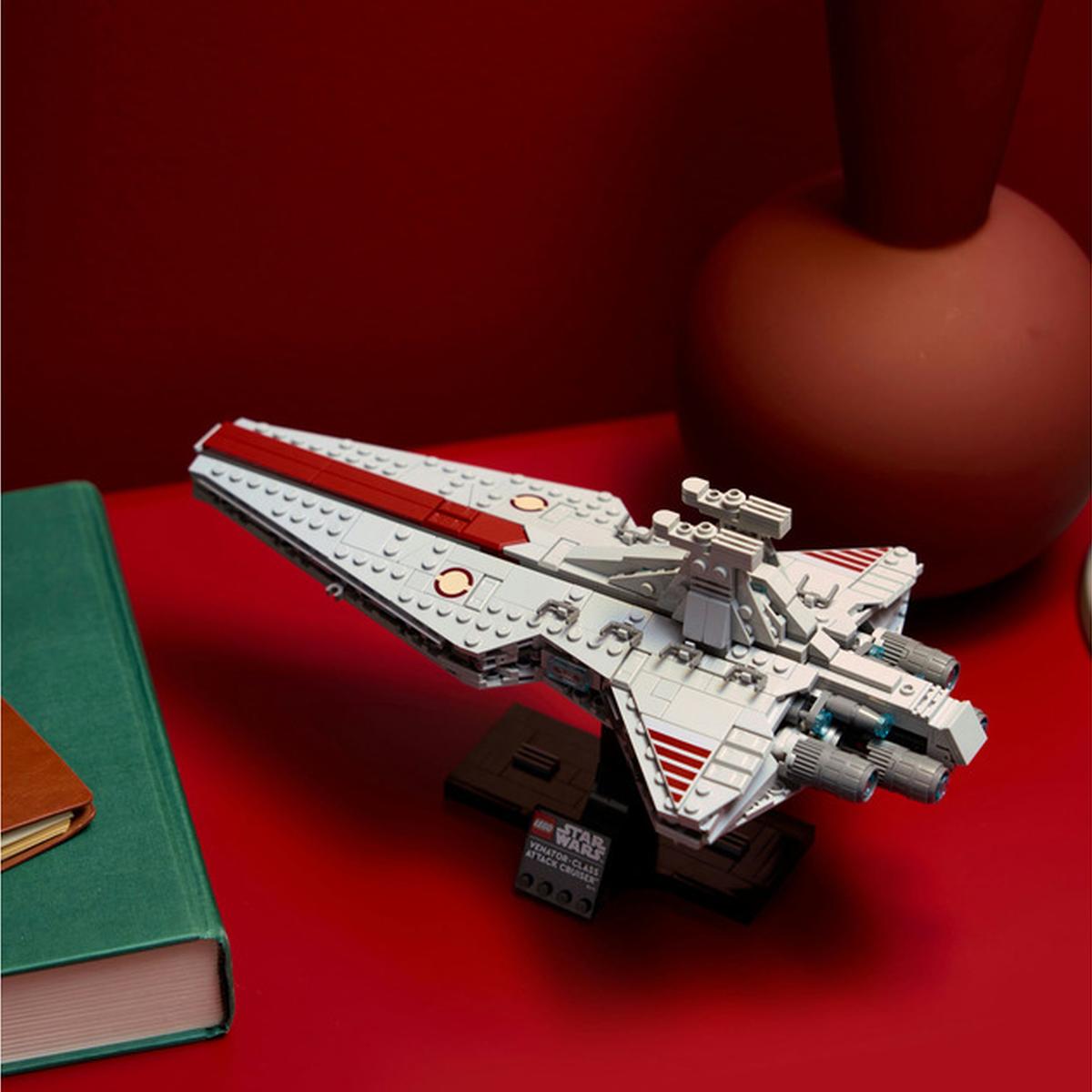 LEGO StarWars Angriffskreuzer der Venator-Klasse (75441)