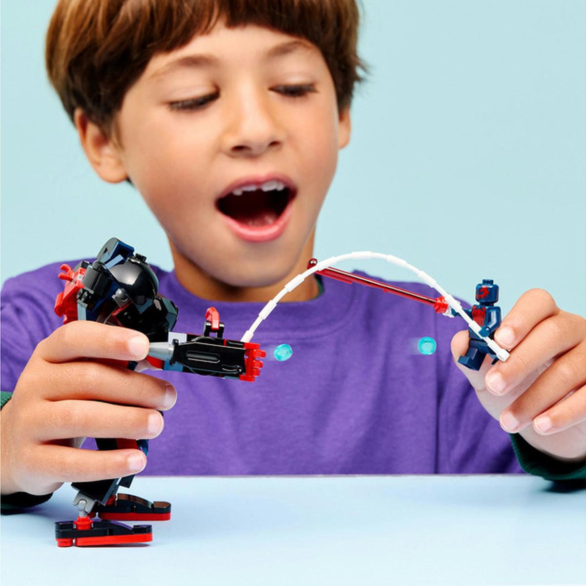 LEGO Marvel Miles Morales Mech vs. Spider-Man 2099 (76337)