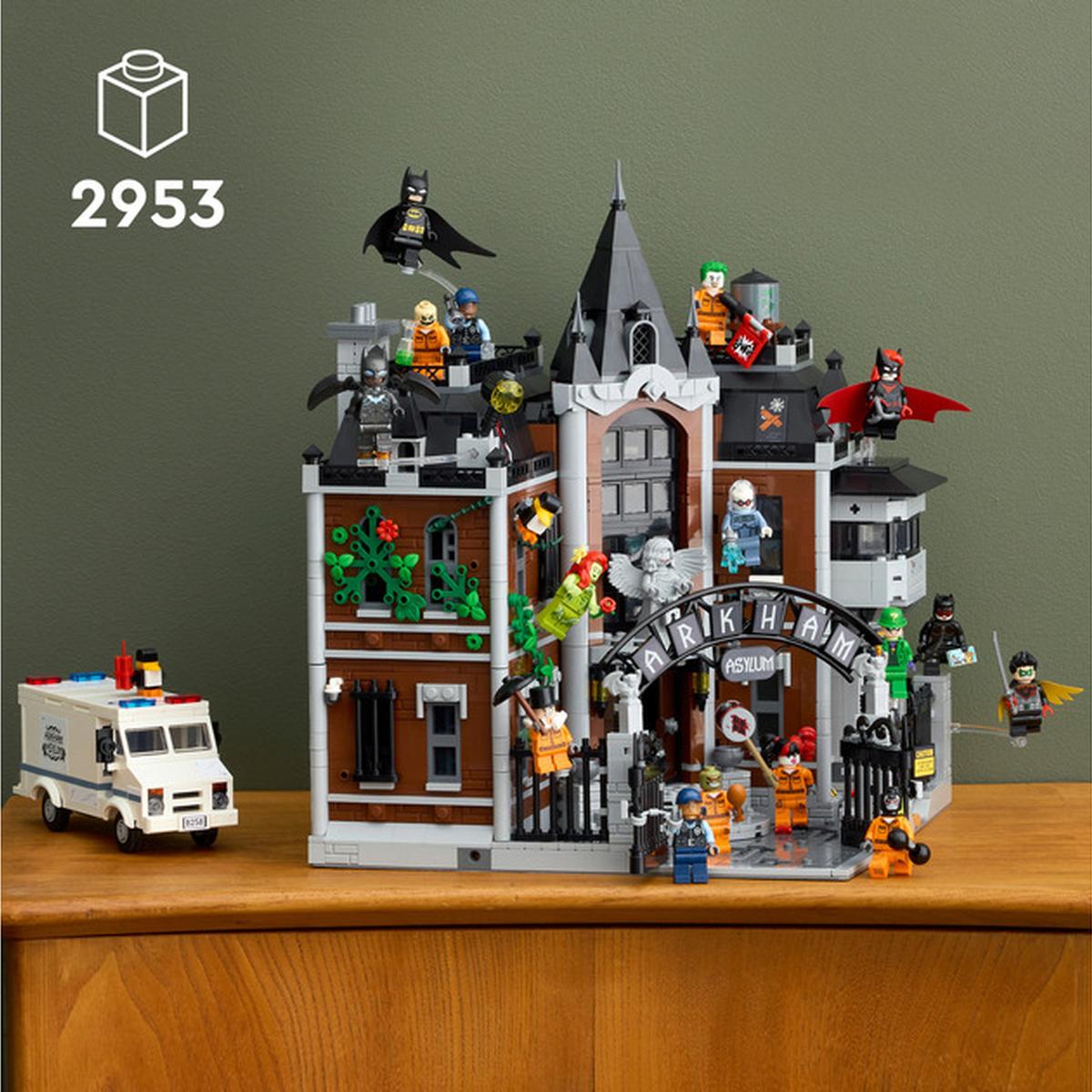 LEGO Batman - Arkham Asylum (76300)