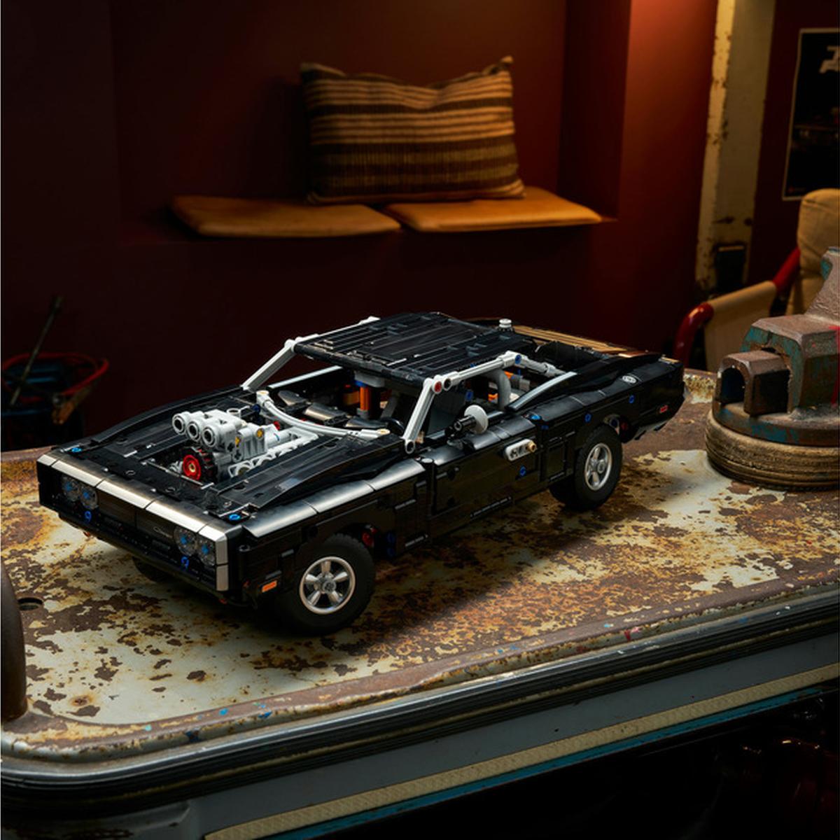 LEGO Technic - Fast and Furious Dodge Charger R/T (42231)
