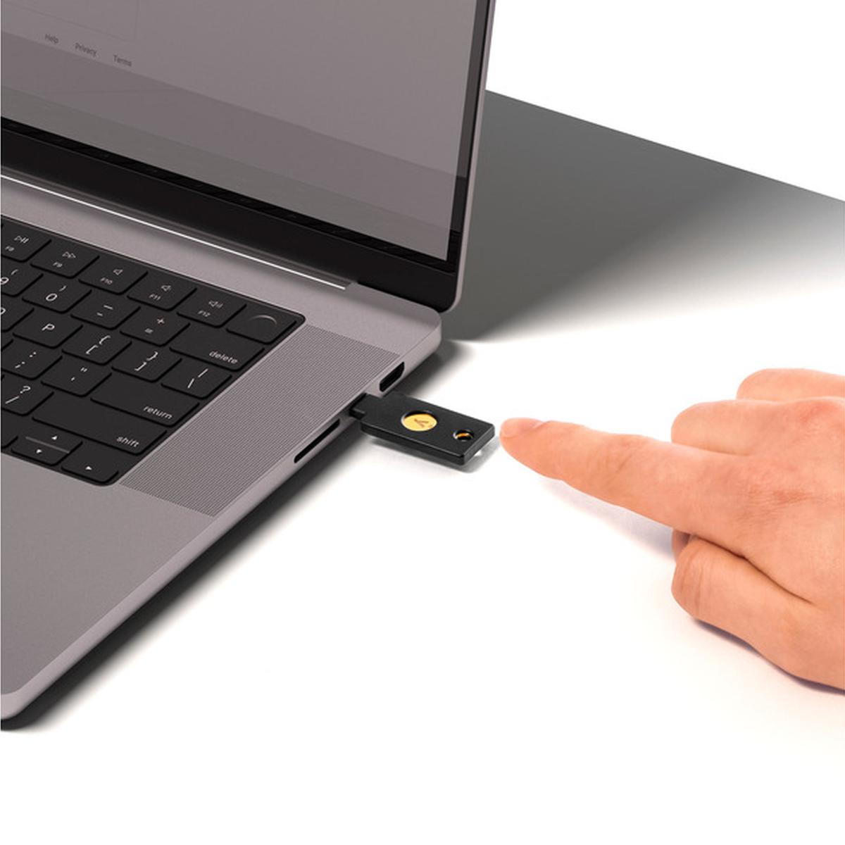 Yubico YubiKey 5 NFC Sicherheitsschlüssel (101204)