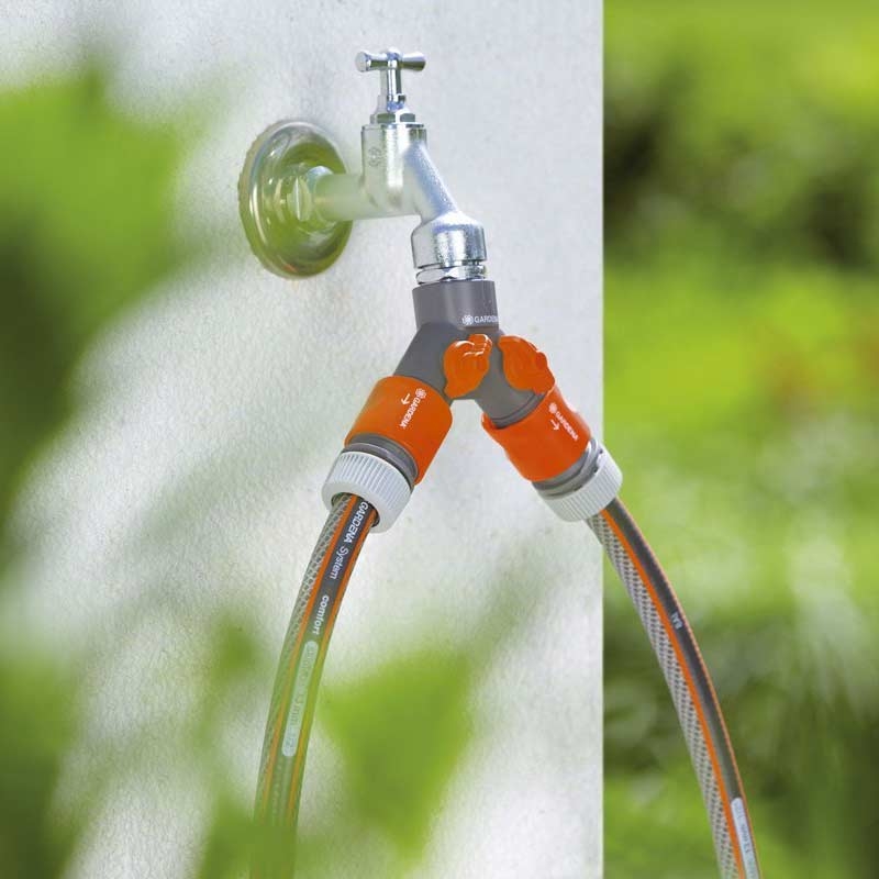 GARDENA 00940-20 2-Wege-Ventil für Wasserhähne mit 33,3 mm (G1)-Gewinde (2.Wahl)