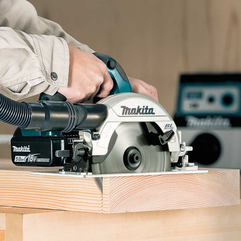 Makita DHS661ZU Akku-Handkreissäge